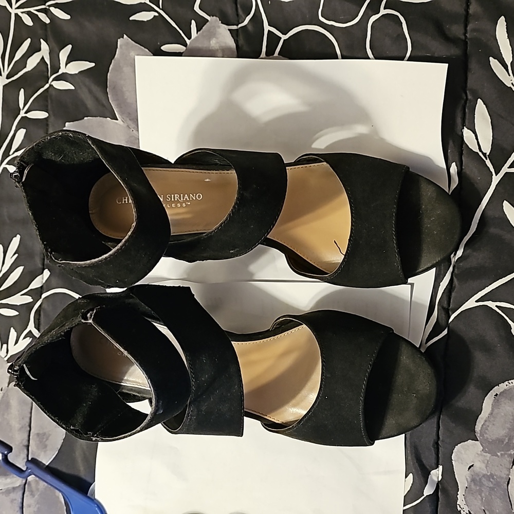 Women's 13 Suede wedges